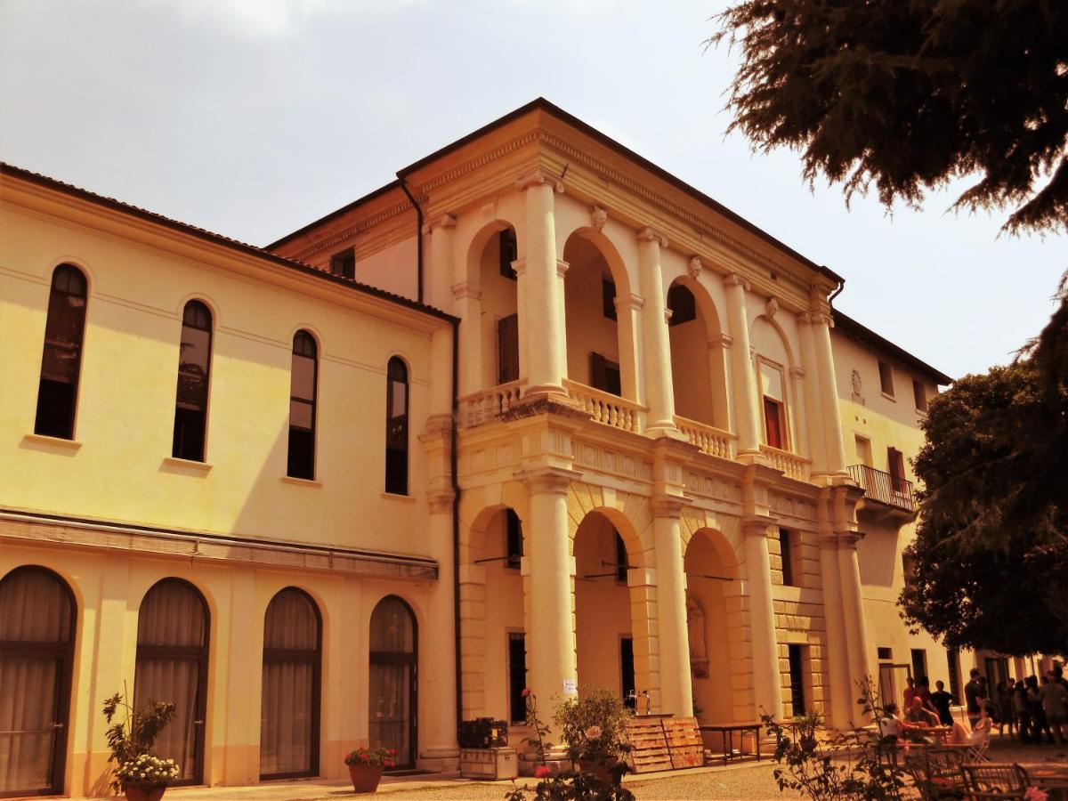 Guest House Villa Angaran San Giuseppe บัสซาโน เดล กรัปปา ภายนอก รูปภาพ